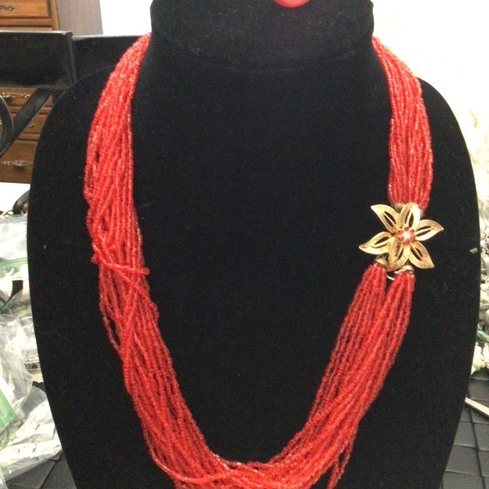 Vintage goldtone Cherry Red beaded necklace.